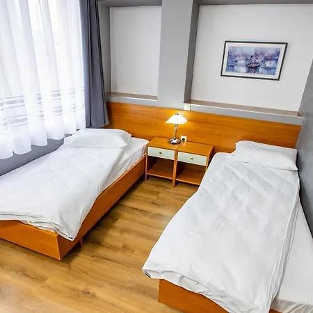 Хотел комплекс комитите 3*