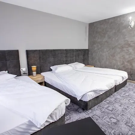 Хотел комплекс комитите