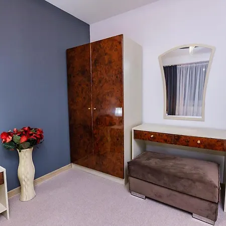 Komitite Complex Ξενοδοχείο