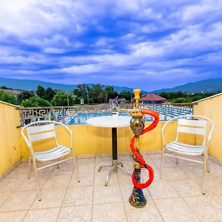 комплекс комитите 3* Чучулигово