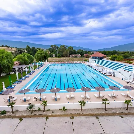 Komitite Complex فندق 3*