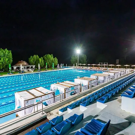 Komitite Complex Ξενοδοχείο