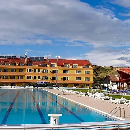 Komitite Complex Hotel