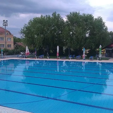 Хотел комплекс комитите 3*