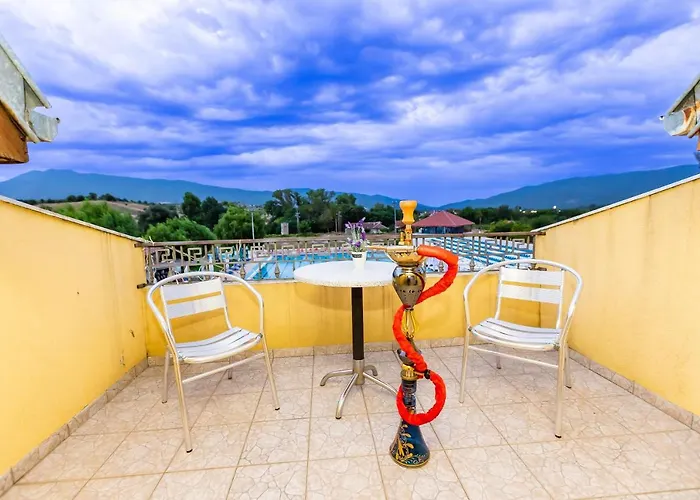 комплекс комитите 3* Чучулигово