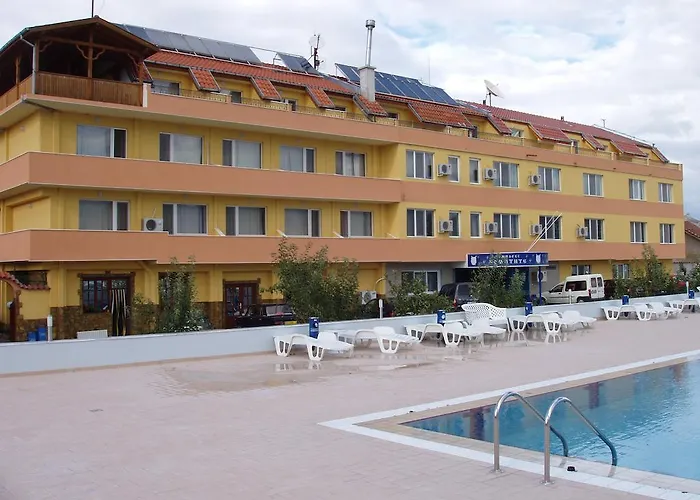 комплекс комитите Хотел Чучулигово