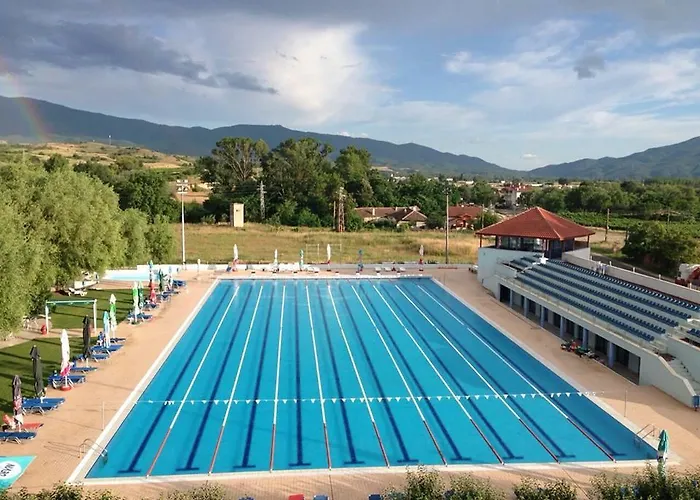 Хотел комплекс комитите 3*